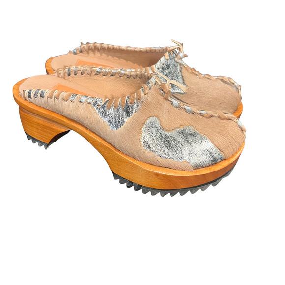 Jim Barnier Wooden Heel Clog Platform Sandals Mustang Silver Leather Size 6 New - Picture 2 of 7